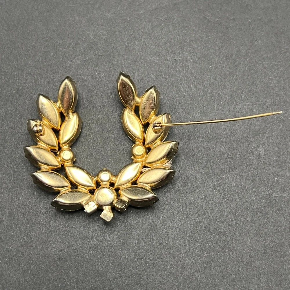 Vintage AB Rhinestone Brooch Gold Tone Laurel Wreath MCM Ethereal